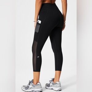 Fabletics Black Leggings capri with mesh size M
